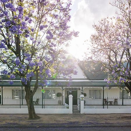 Victorian Square Guesthouse Храфф-Рейнет Экстерьер фото